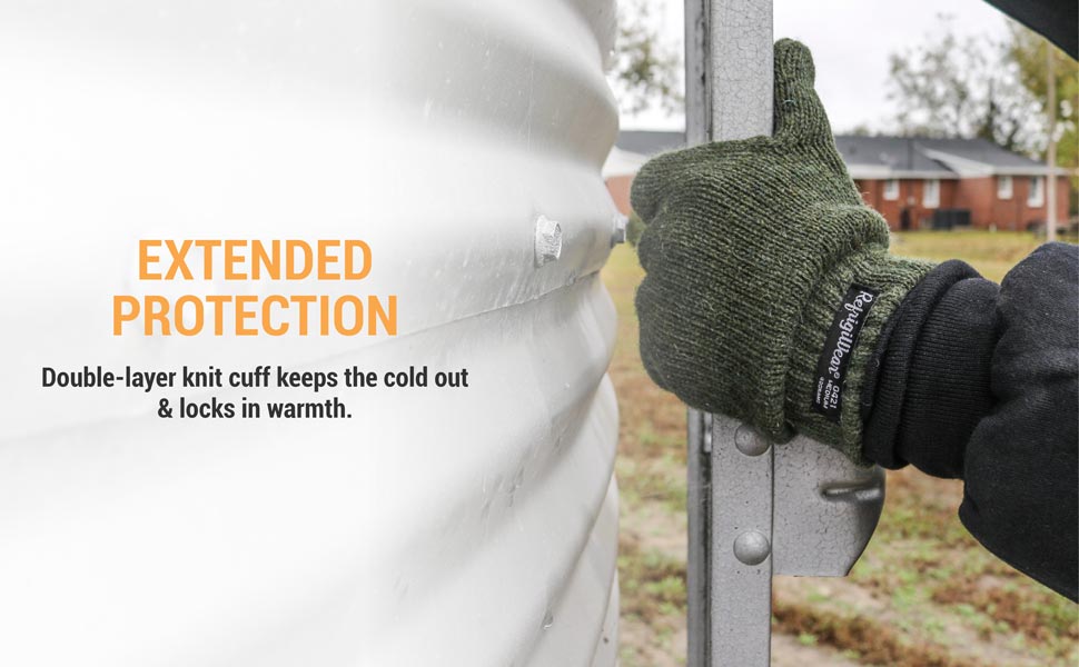 Extended protection. Double layer knit cuff keeps the cold out and locks in warmth.
