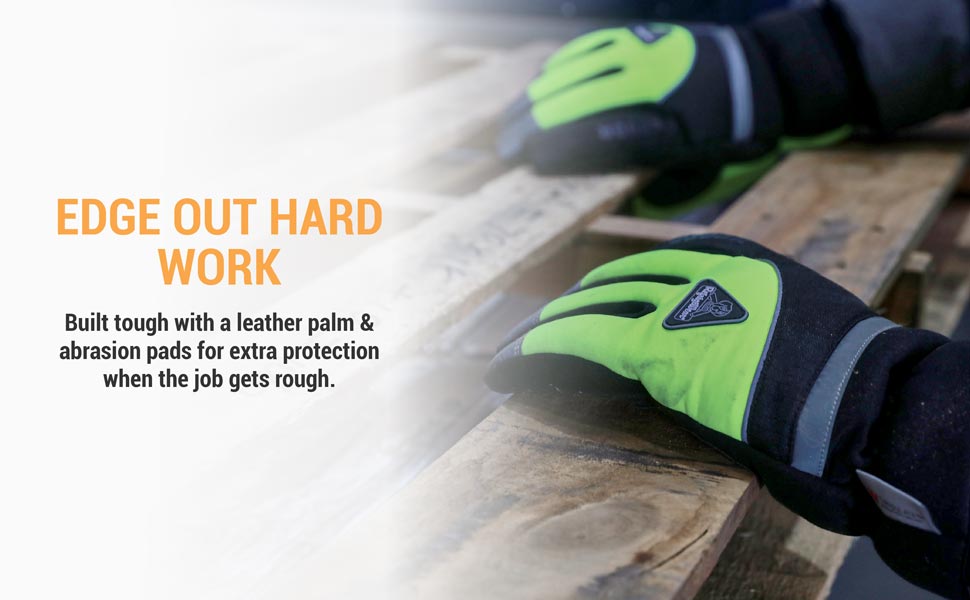 Edge out hard work. Built tough with a leather palm and abrasion pads for extra protection when the job gets rough.